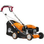 Rasaerba a Trazione Oleo-Mac G 44 TK Comfort Plus – Tagliaerba a Scoppio 139 cc Emak con Taglio 41 cm, Cesto 70 L e Regolazione Centralizzata