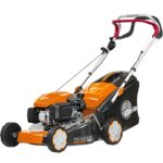 Rasaerba a Trazione Oleo-Mac G 53 TK Comfort Plus – Tagliaerba a Scoppio 166 cc Emak con Taglio 51 cm, Cesto 70 L e Regolazione Centralizzata