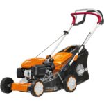 Rasaerba a Trazione Oleo-Mac G 44 TK Comfort Plus – Tagliaerba a Scoppio 139 cc Emak con Taglio 41 cm, Cesto 70 L e Regolazione Centralizzata