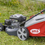 Rasaerba a Trazione AMA NRT 535 – Tagliaerba a Scoppio 196 cc OHV con Taglio 53 cm, Cesto Raccolta e Sistema Mulching 4-in-1