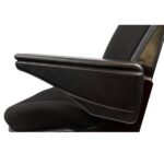 Sedile Trattore Con Molleggio Meccanico, Poggiatesta, Braccioli, Regolazione Schienale, Rivestimento In Tessuto Nero, 80-100CV