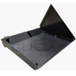 Paraspruzzi Destro Trattore Fiat 115-90, 140-90, 160-90, 180-90, Riparo, Logo, 200 mm x 175 mm, Riferimento 5172542, CNH